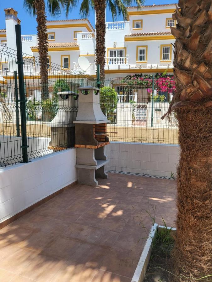 ¡Bajo Precioso Con Salida Directa A La Piscina Comunitaria En Paraiso De Vera! Buitenkant foto