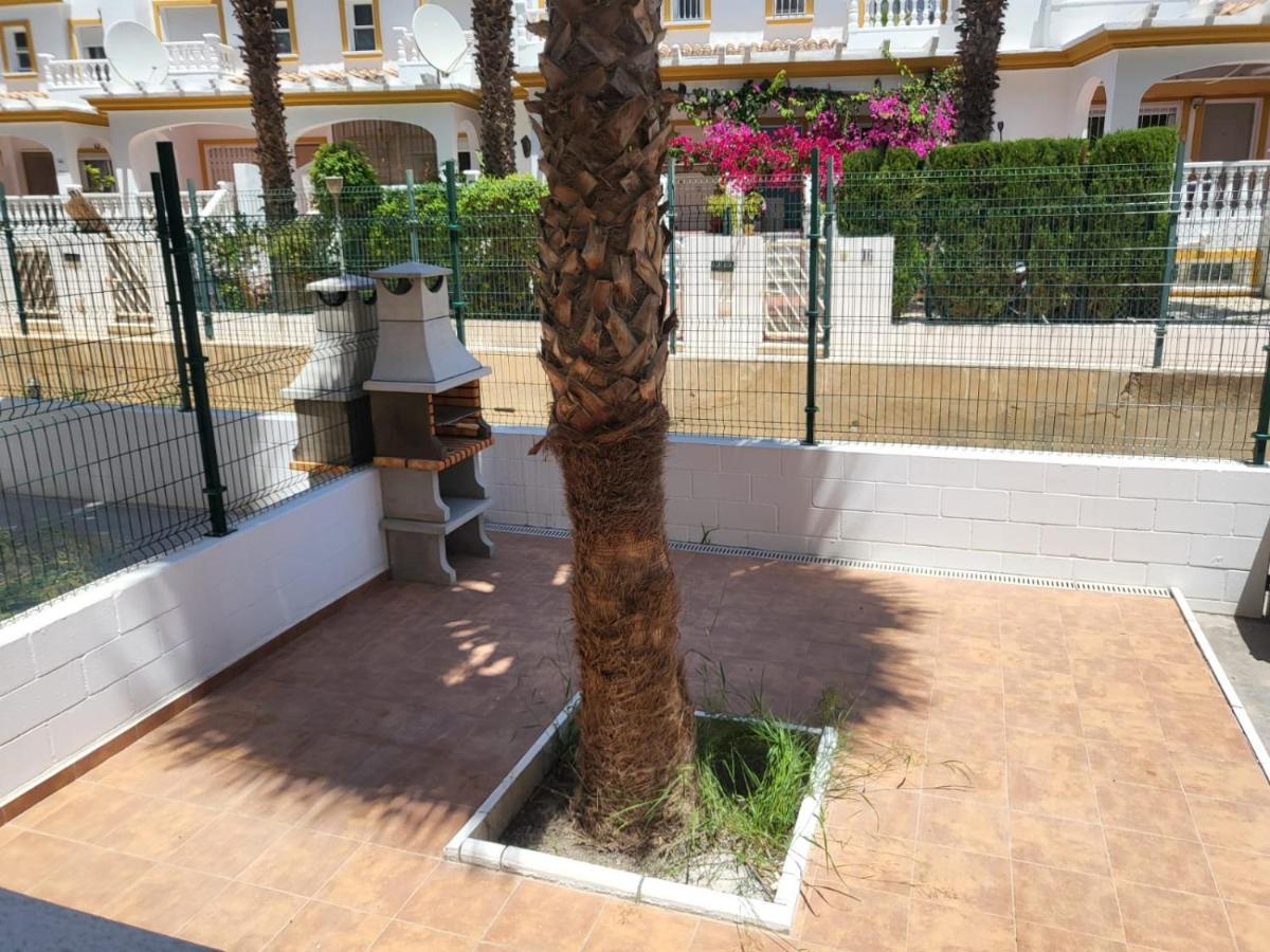 ¡Bajo Precioso Con Salida Directa A La Piscina Comunitaria En Paraiso De Vera! Buitenkant foto
