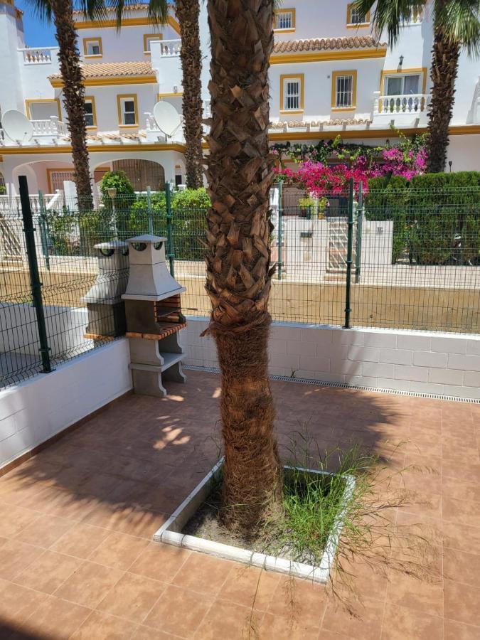¡Bajo Precioso Con Salida Directa A La Piscina Comunitaria En Paraiso De Vera! Buitenkant foto